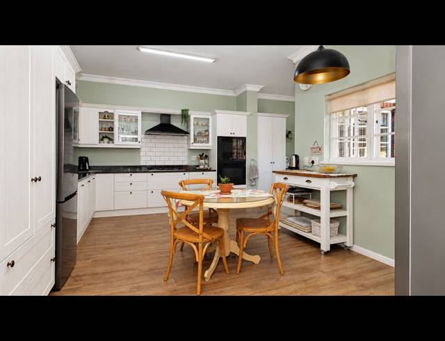 3 BEDROOM TOWNHOUSE FOR SALE IN HILLDENE